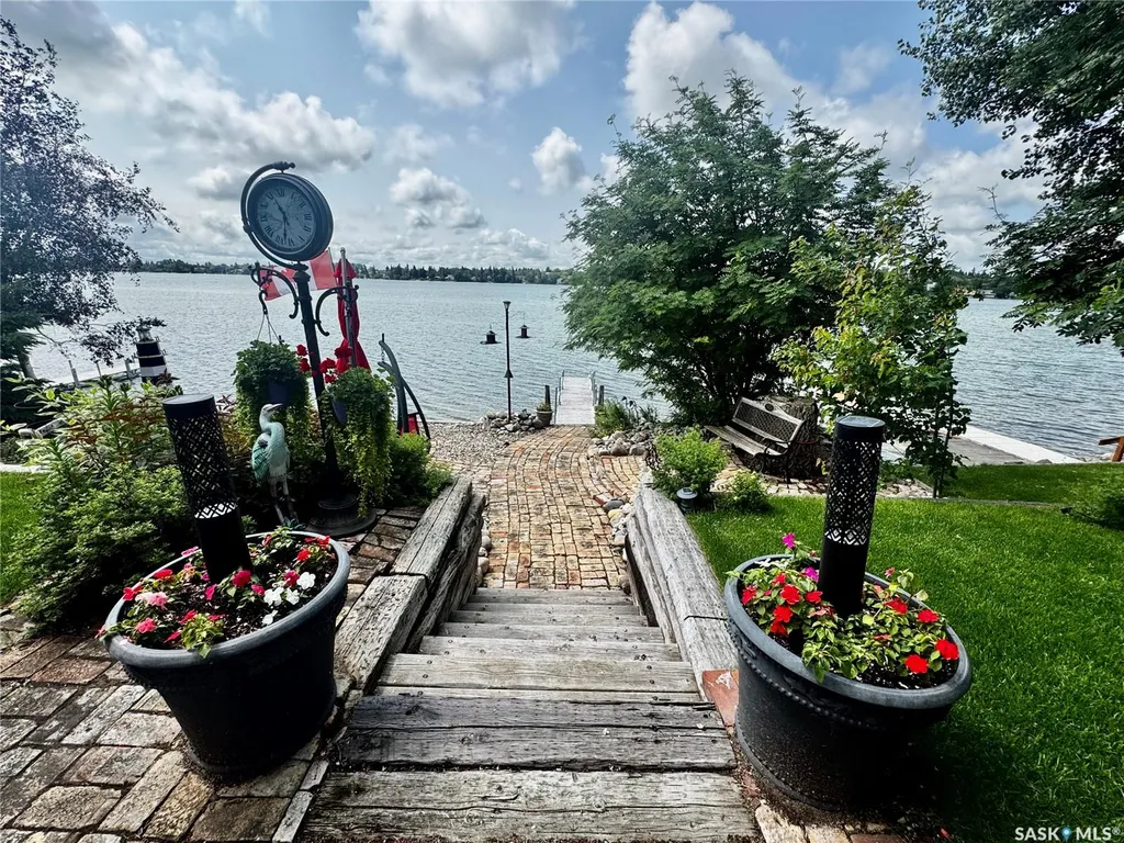 303 Lakeview Drive Keys Rm No. 303 SK S0A 0L0