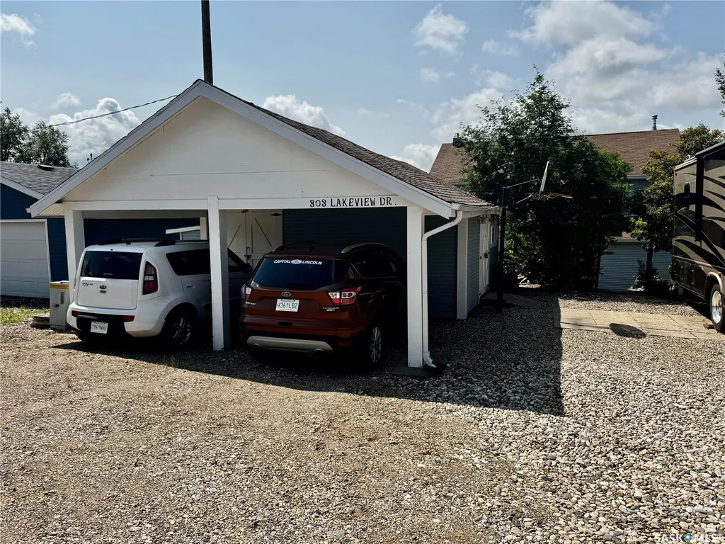 303 Lakeview Drive Keys Rm No. 303 SK S0A 0L0