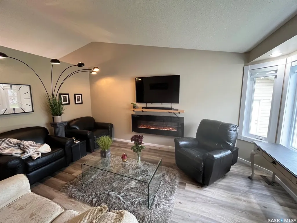 110 26th Street E Prince Albert SK S6V 1Z7