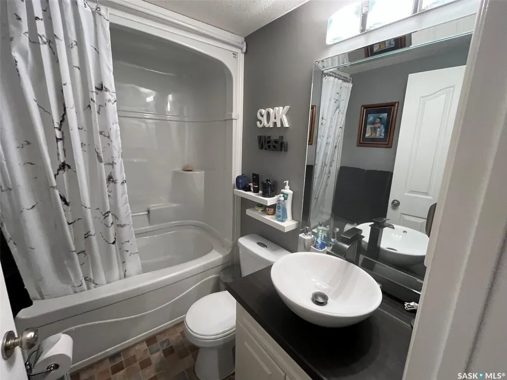 110 26th Street E Prince Albert SK S6V 1Z7