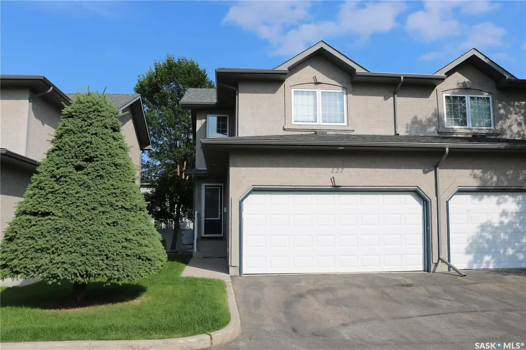 405 Bayfield Crescent Saskatoon SK S7V 1J4