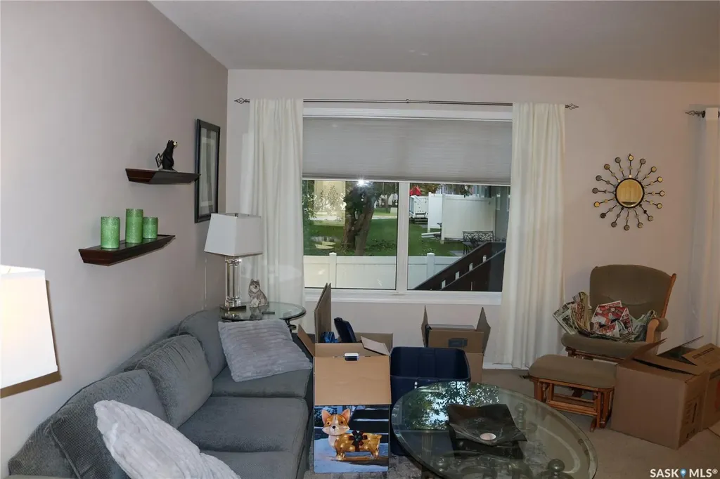 405 Bayfield Crescent Saskatoon SK S7V 1J4
