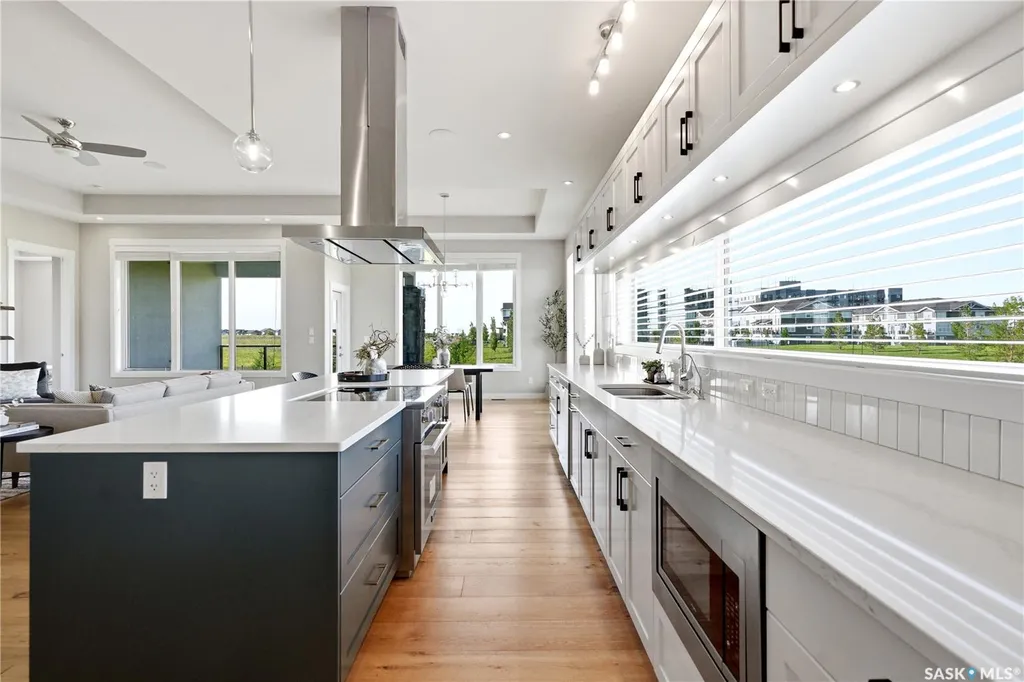 579 Boykowich Crescent Saskatoon SK S7W 0S5