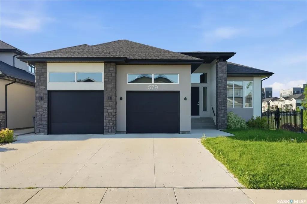579 Boykowich Crescent Saskatoon SK S7W 0S5