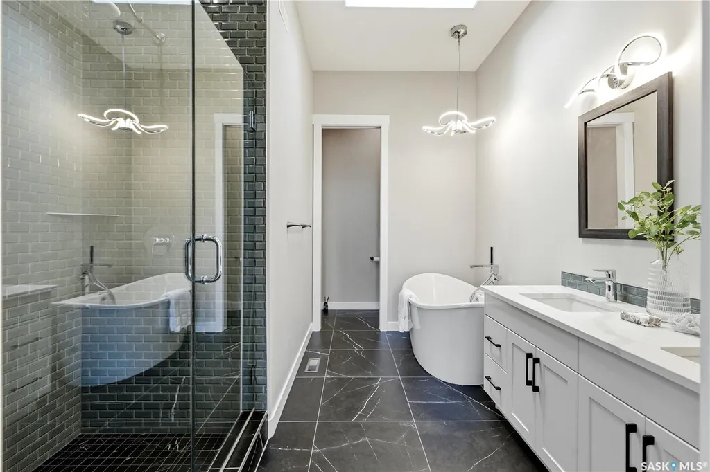 579 Boykowich Crescent Saskatoon SK S7W 0S5