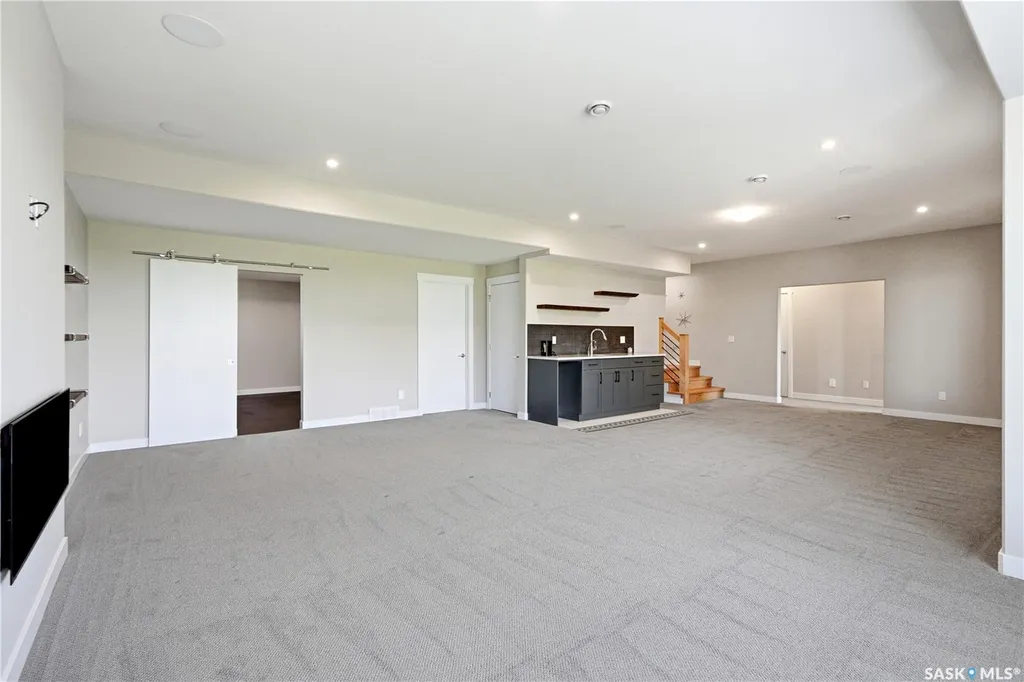 579 Boykowich Crescent Saskatoon SK S7W 0S5