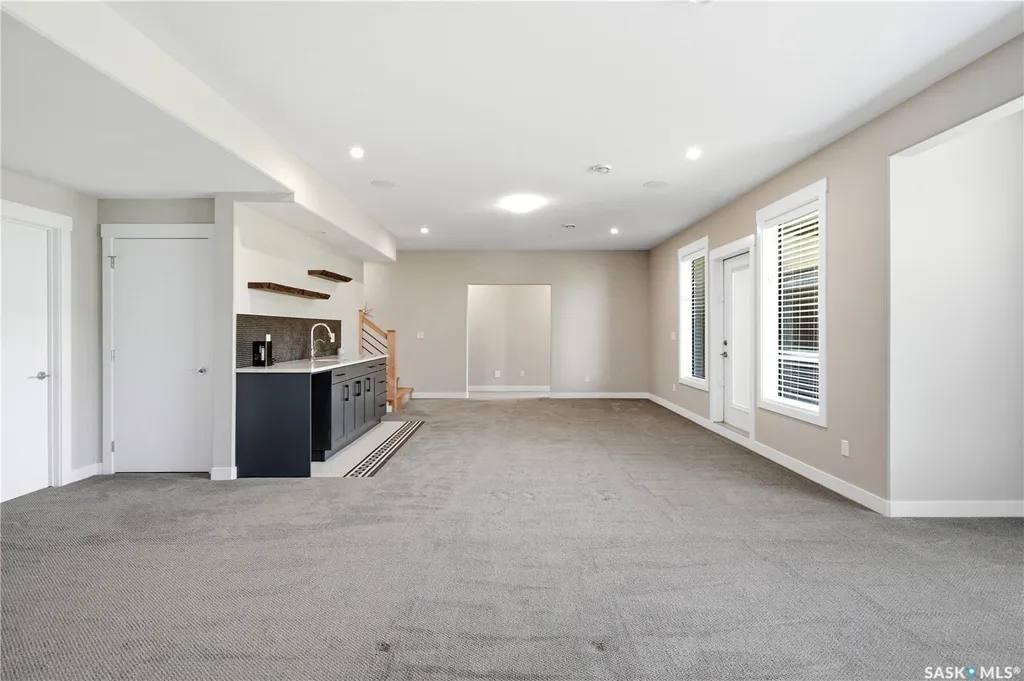 579 Boykowich Crescent Saskatoon SK S7W 0S5
