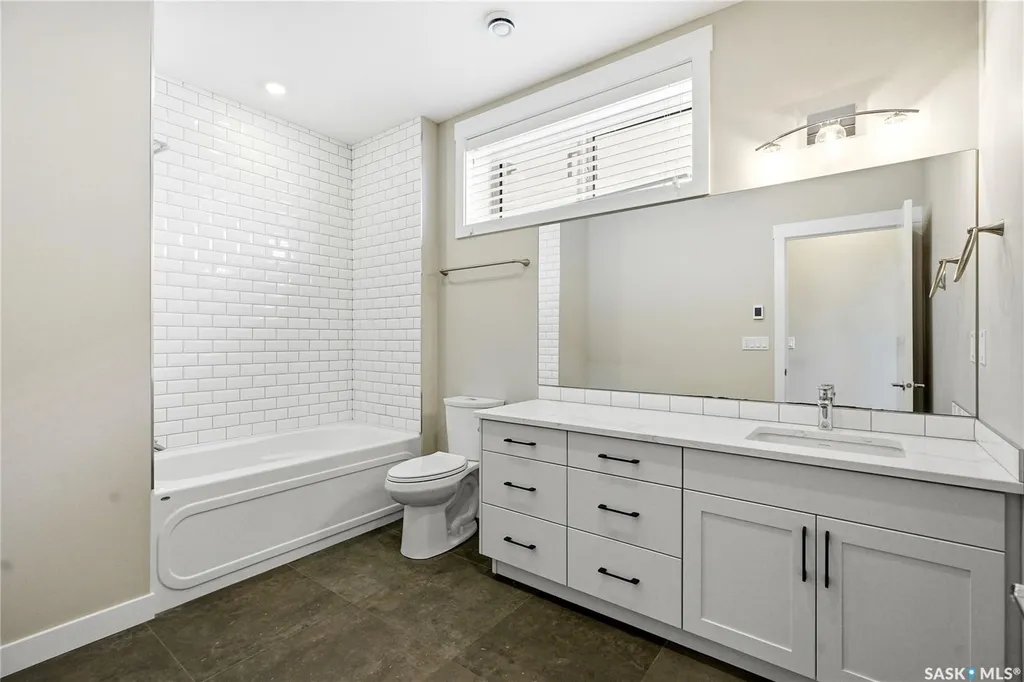 579 Boykowich Crescent Saskatoon SK S7W 0S5