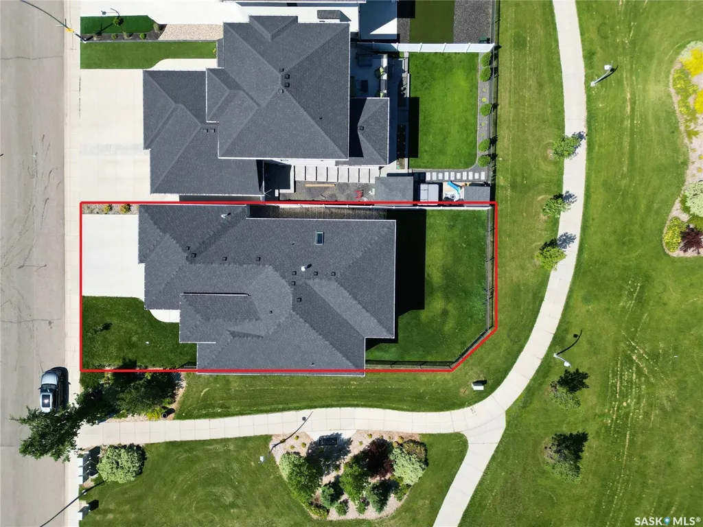 579 Boykowich Crescent Saskatoon SK S7W 0S5