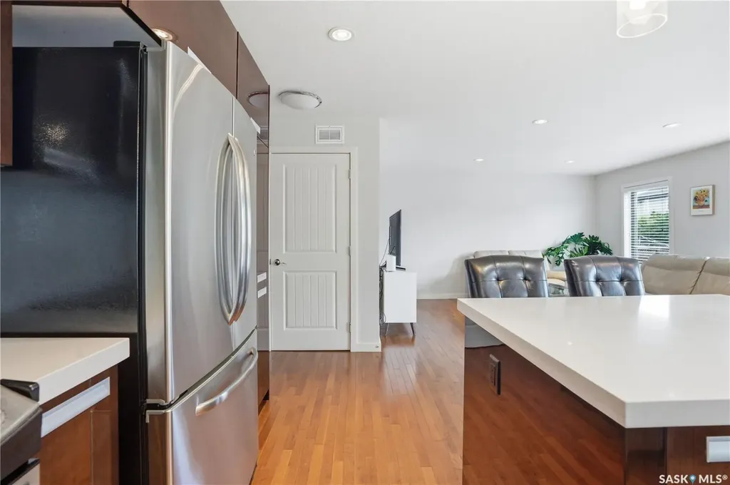 318 Chubb Cove Saskatoon SK S7T 0E6