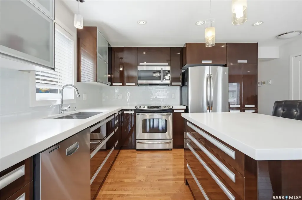 318 Chubb Cove Saskatoon SK S7T 0E6