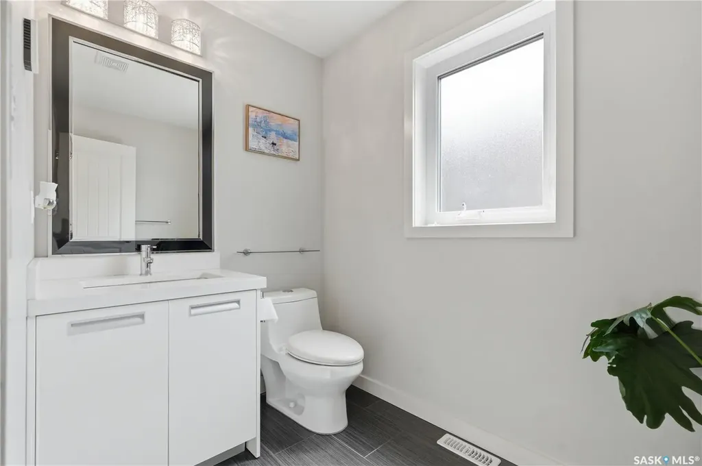 318 Chubb Cove Saskatoon SK S7T 0E6