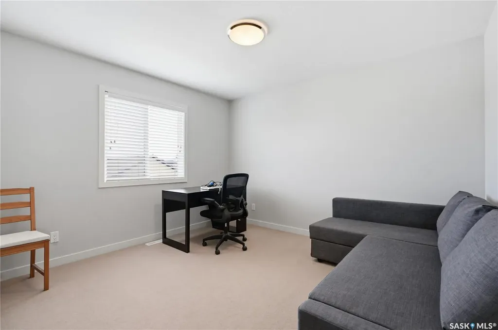 318 Chubb Cove Saskatoon SK S7T 0E6