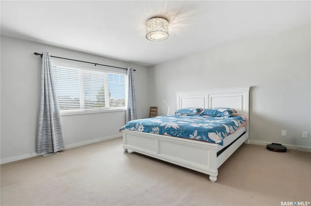 318 Chubb Cove Saskatoon SK S7T 0E6
