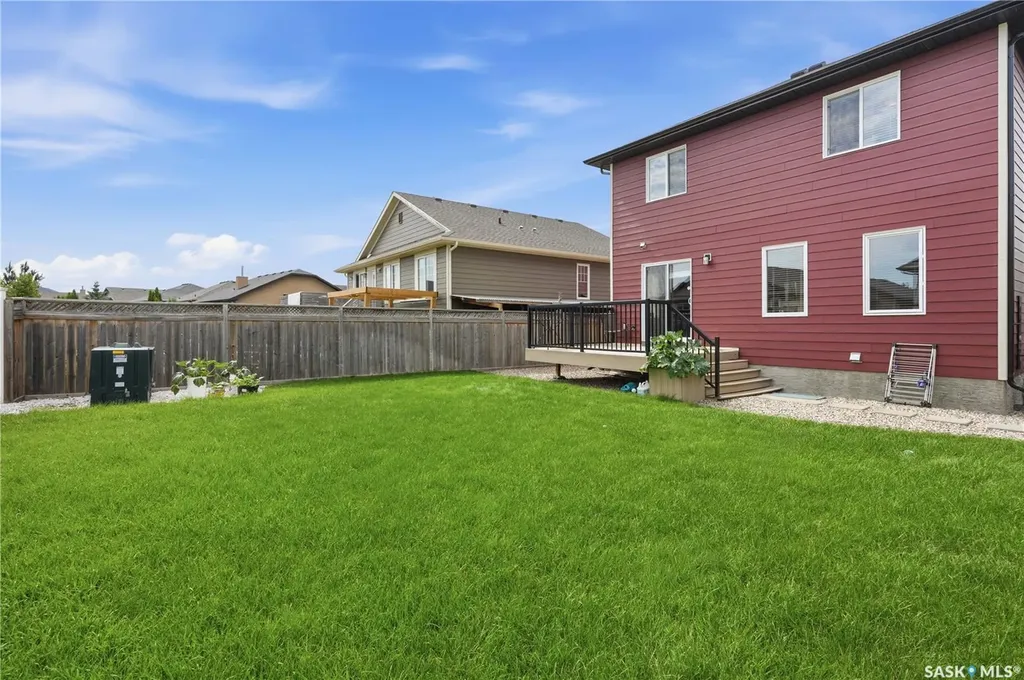 318 Chubb Cove Saskatoon SK S7T 0E6