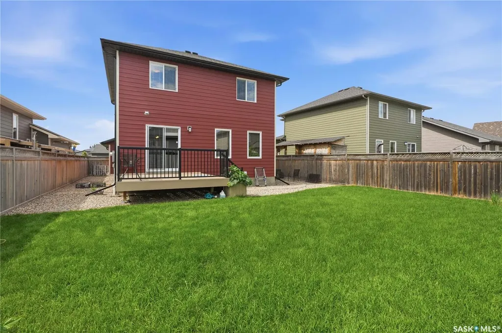 318 Chubb Cove Saskatoon SK S7T 0E6
