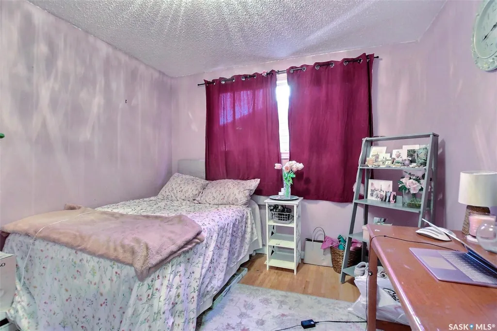 2122 Wascana Street Regina SK S4T 4J9