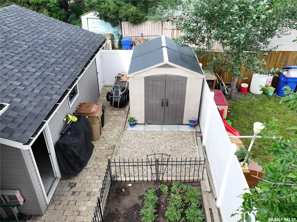 2122 Wascana Street Regina SK S4T 4J9