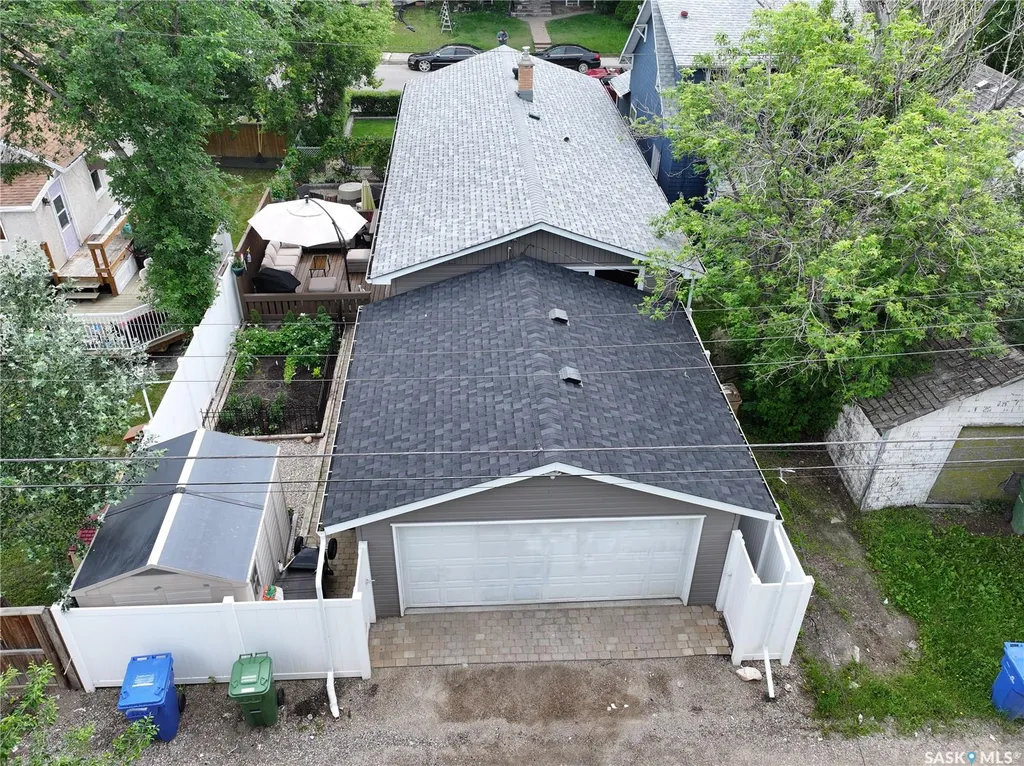 2122 Wascana Street Regina SK S4T 4J9