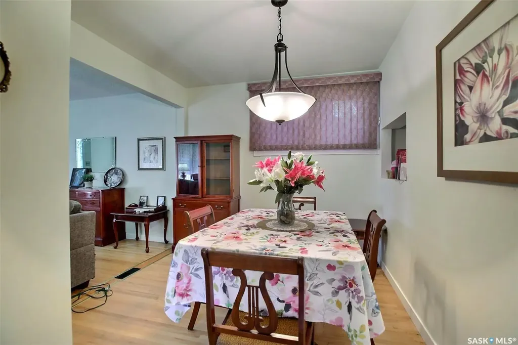 2122 Wascana Street Regina SK S4T 4J9