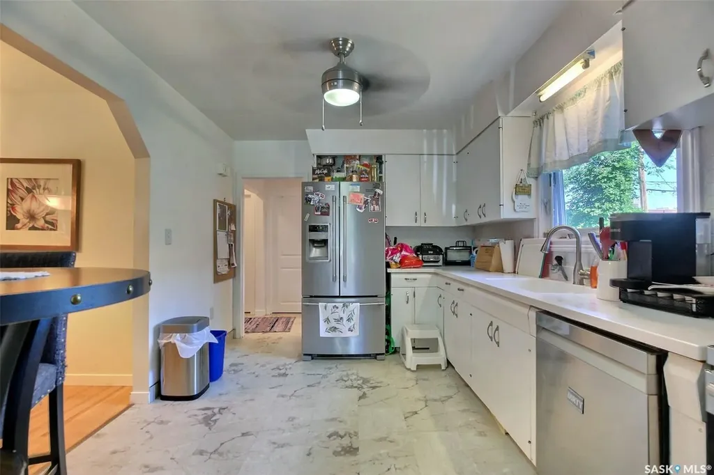 2122 Wascana Street Regina SK S4T 4J9