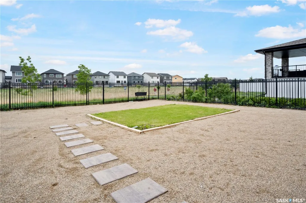 3312 Crosbie Crescent Regina SK S4V 3S4