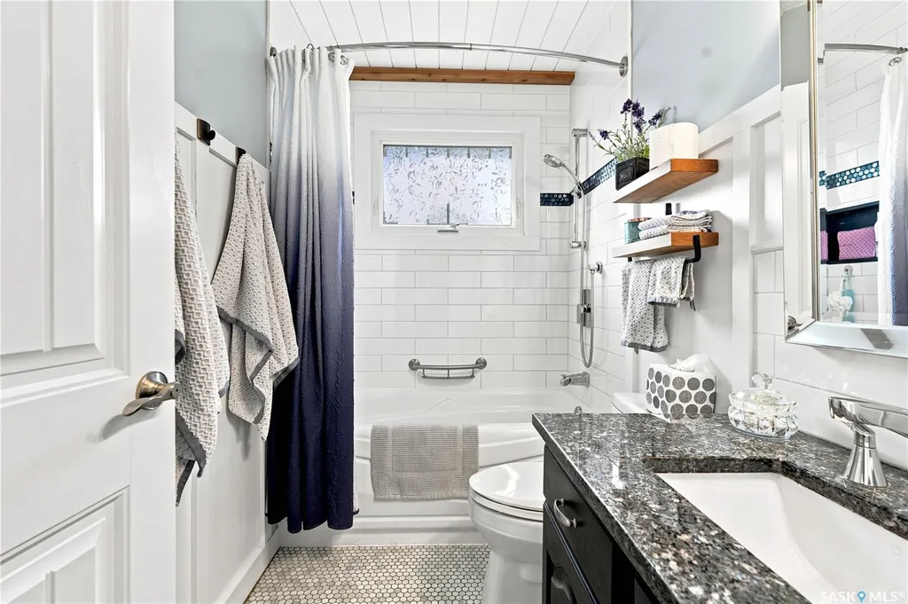 88 Sparling Crescent Saskatoon SK S7H 3H2