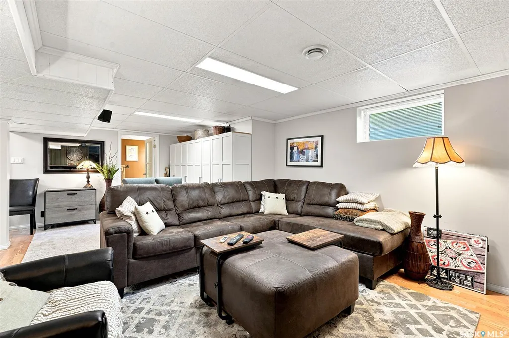 88 Sparling Crescent Saskatoon SK S7H 3H2