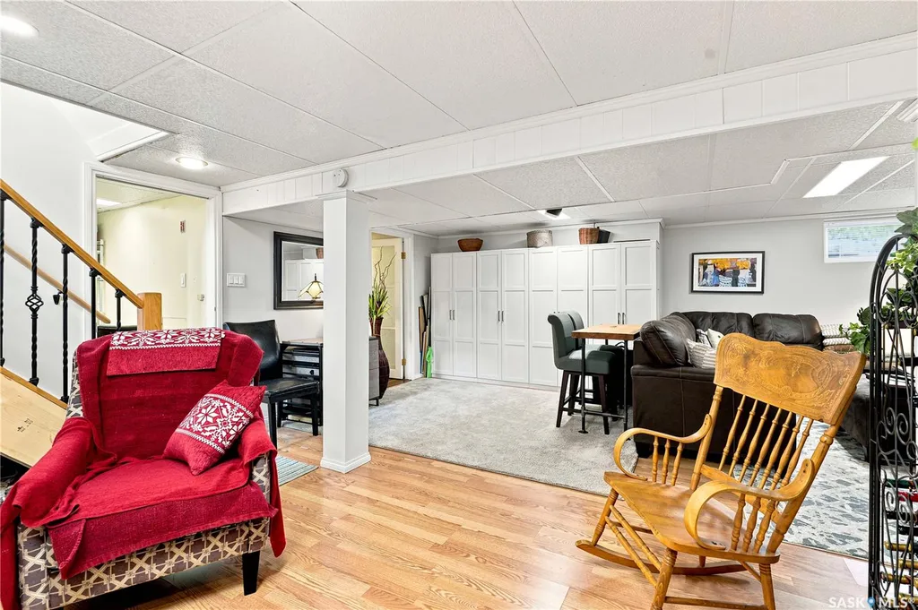 88 Sparling Crescent Saskatoon SK S7H 3H2