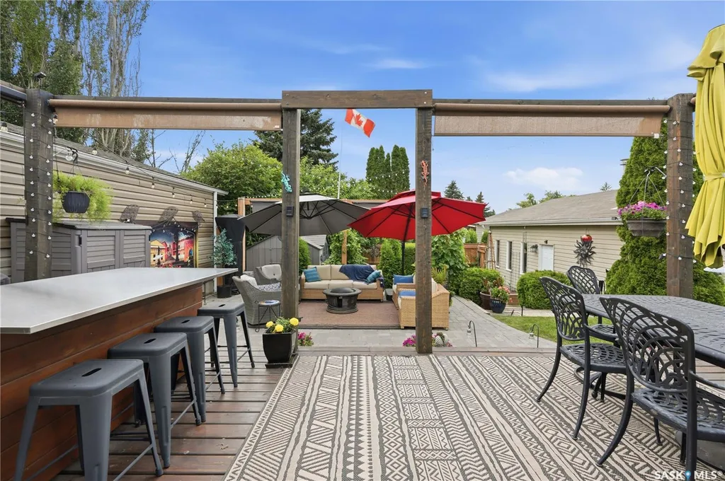 88 Sparling Crescent Saskatoon SK S7H 3H2