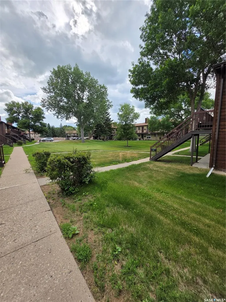 1350 Gordon Road Moose Jaw SK S6H 7R9