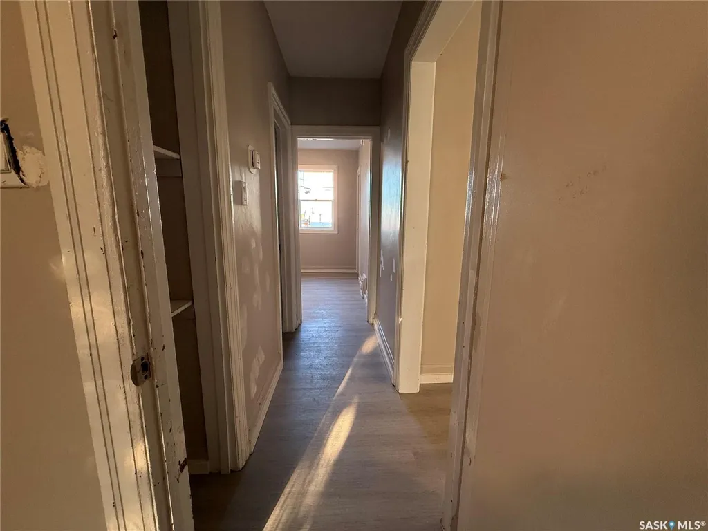 1705 Quebec Street Regina SK S4P 1J4