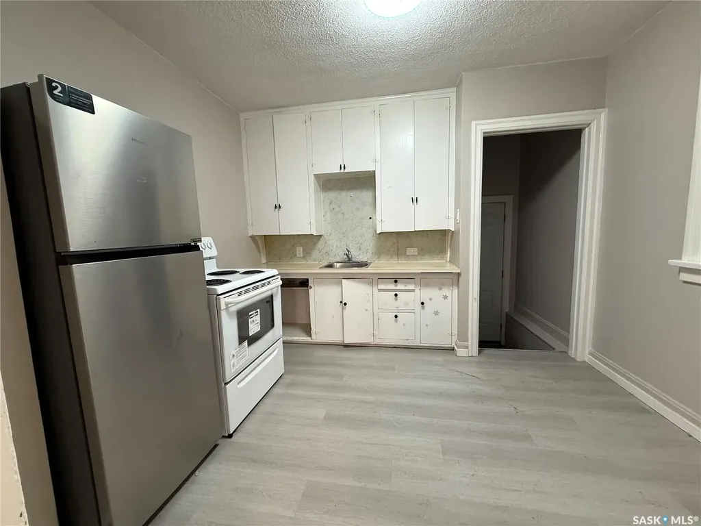 1705 Quebec Street Regina SK S4P 1J4