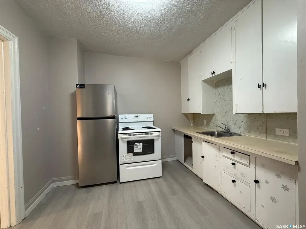 1705 Quebec Street Regina SK S4P 1J4