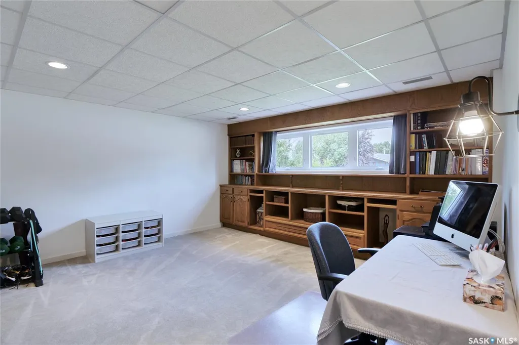 5 Shaw Place Assiniboia SK S0H 0B0