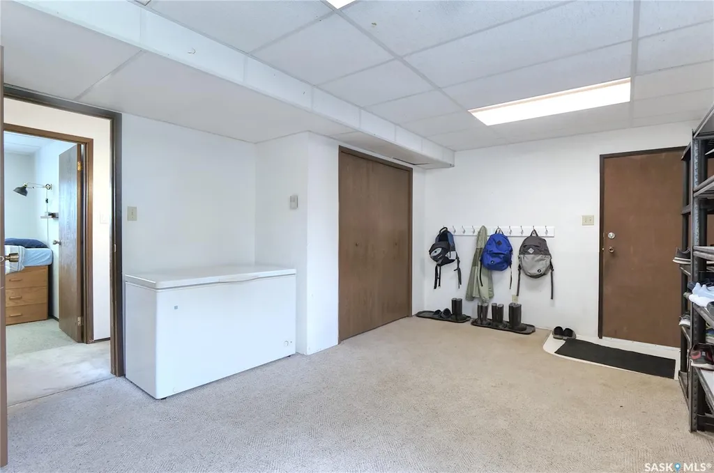 5 Shaw Place Assiniboia SK S0H 0B0