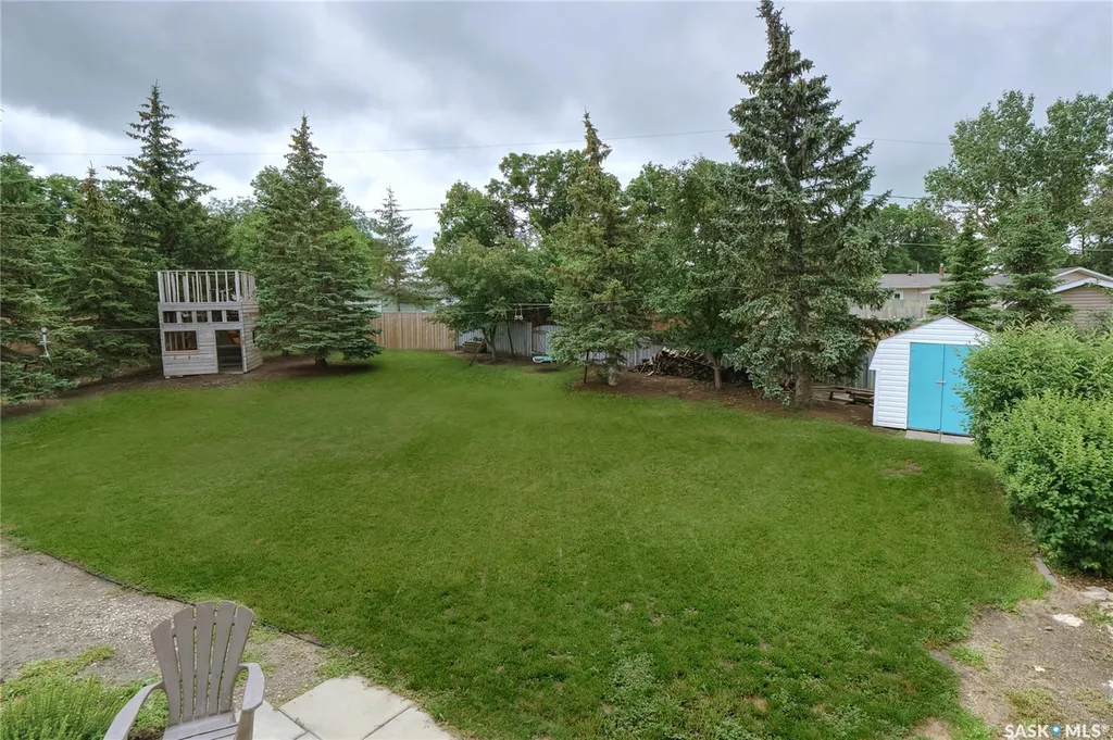 5 Shaw Place Assiniboia SK S0H 0B0
