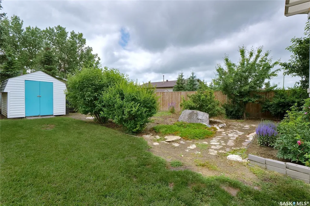 5 Shaw Place Assiniboia SK S0H 0B0