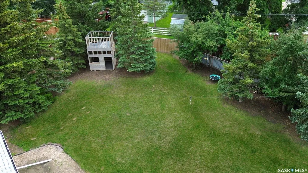 5 Shaw Place Assiniboia SK S0H 0B0