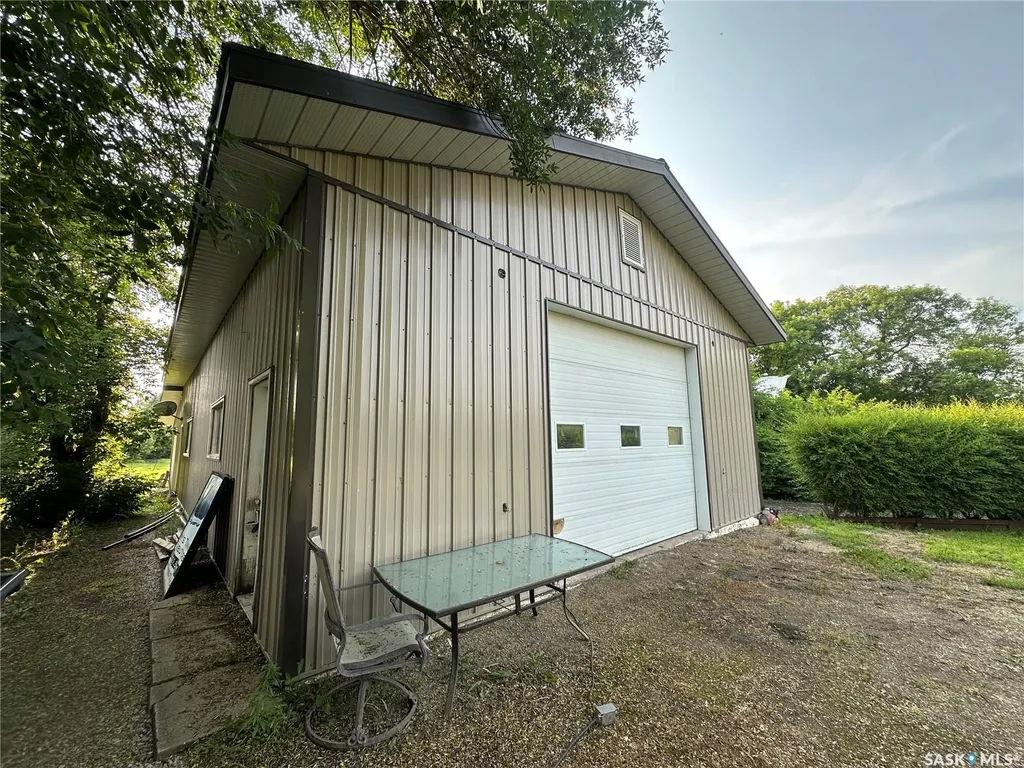 212 Sully Avenue Orkney Rm No. 244 SK S3N 4K1
