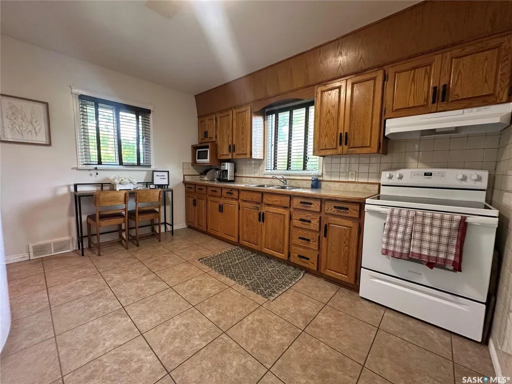 212 Sully Avenue Orkney Rm No. 244 SK S3N 4K1