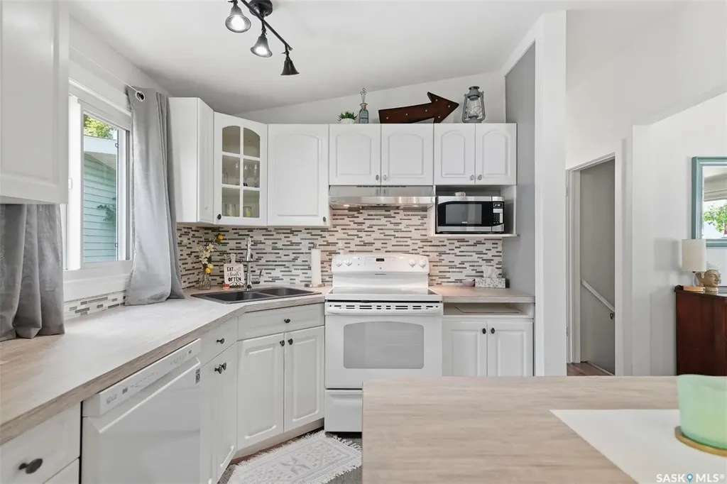 1397 7th Street E Prince Albert SK S6V 0V2