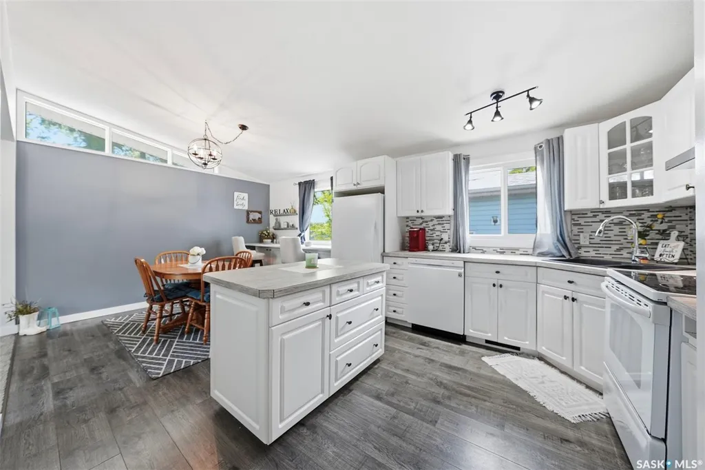 1397 7th Street E Prince Albert SK S6V 0V2