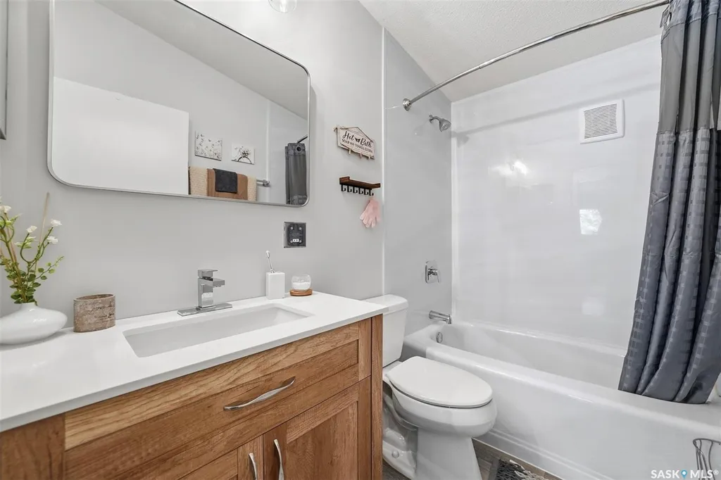 1397 7th Street E Prince Albert SK S6V 0V2
