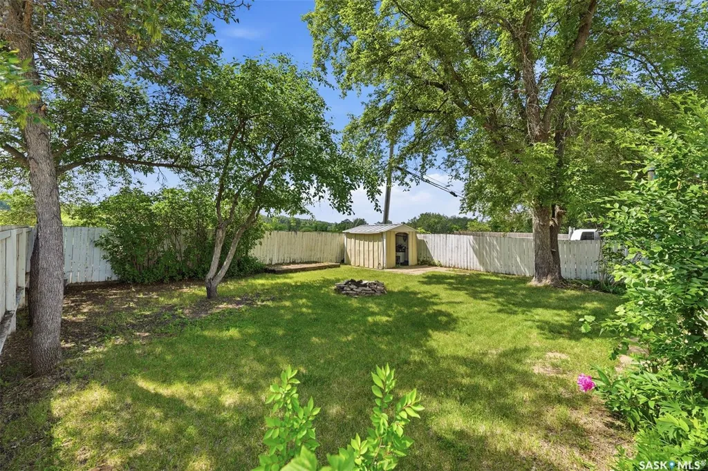 1397 7th Street E Prince Albert SK S6V 0V2