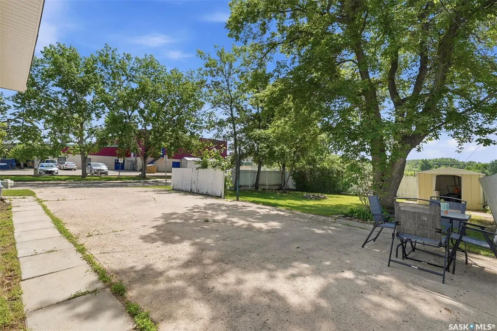 1397 7th Street E Prince Albert SK S6V 0V2