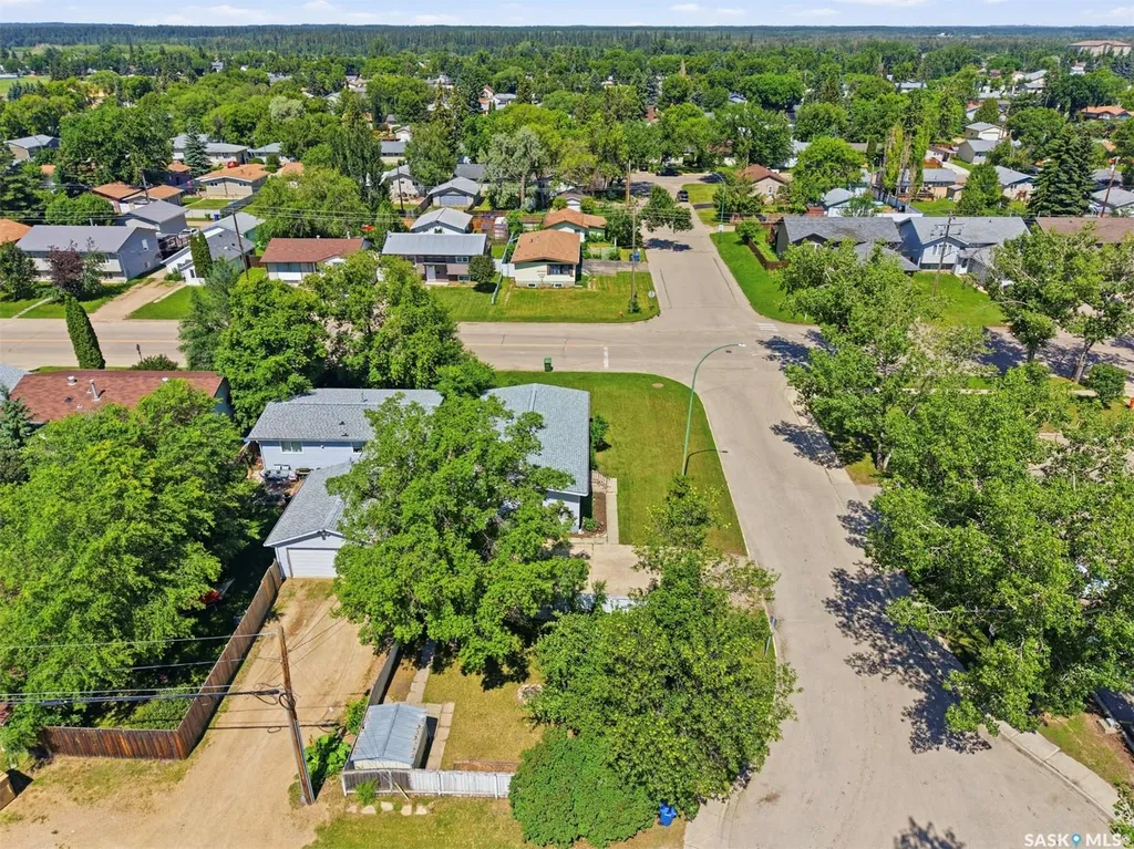 1397 7th Street E Prince Albert SK S6V 0V2