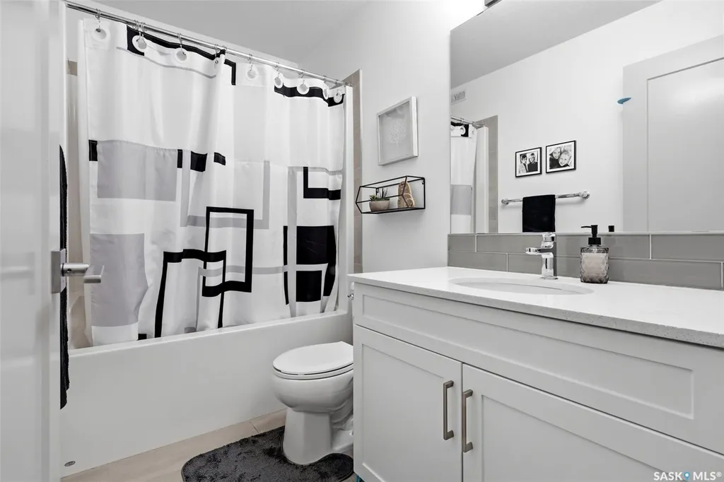 7973 Lentil Avenue Regina SK S4Y 0E9