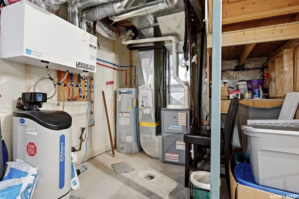 7973 Lentil Avenue Regina SK S4Y 0E9