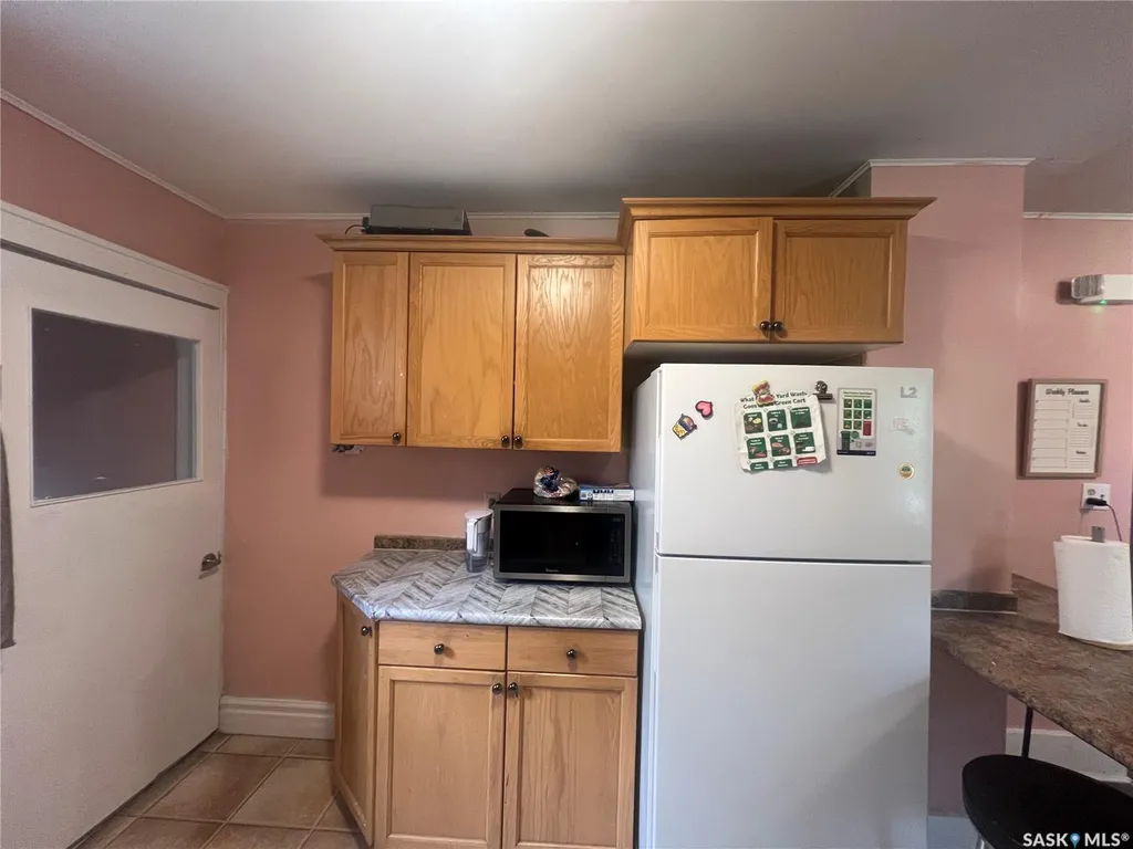 1936 Broder Street Regina SK S4N 3S1